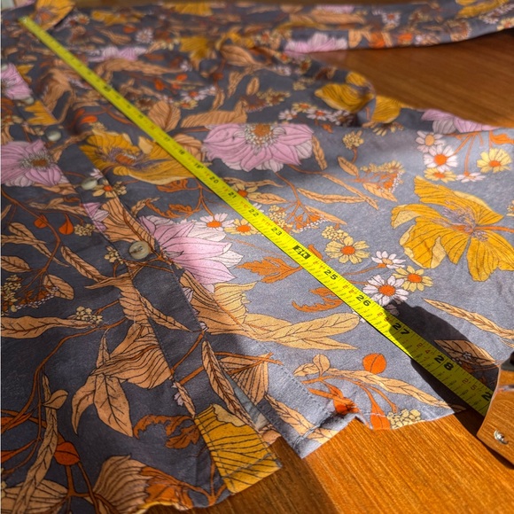 Pilcro Gray and Orange Floral Shirt - Picture 4 of 5